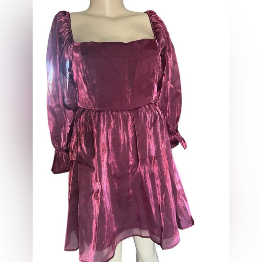 Elegant Burgundy Midi Dress