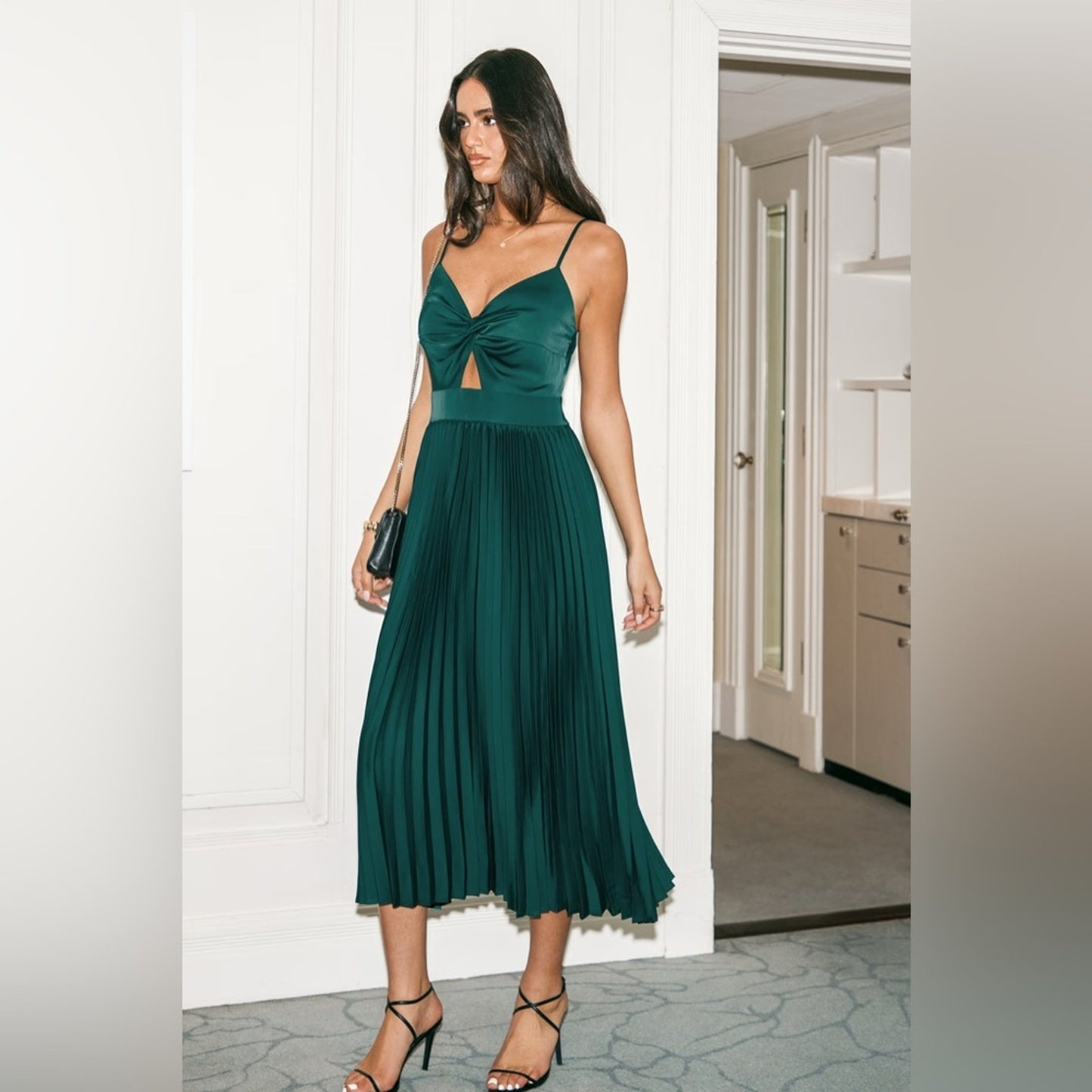 Cupshe Green Pleated Midi Dress