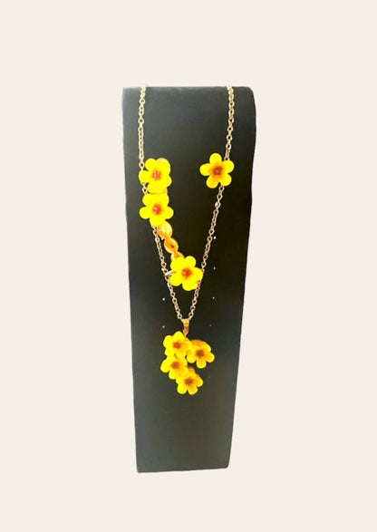 Yellow Flower Necklace